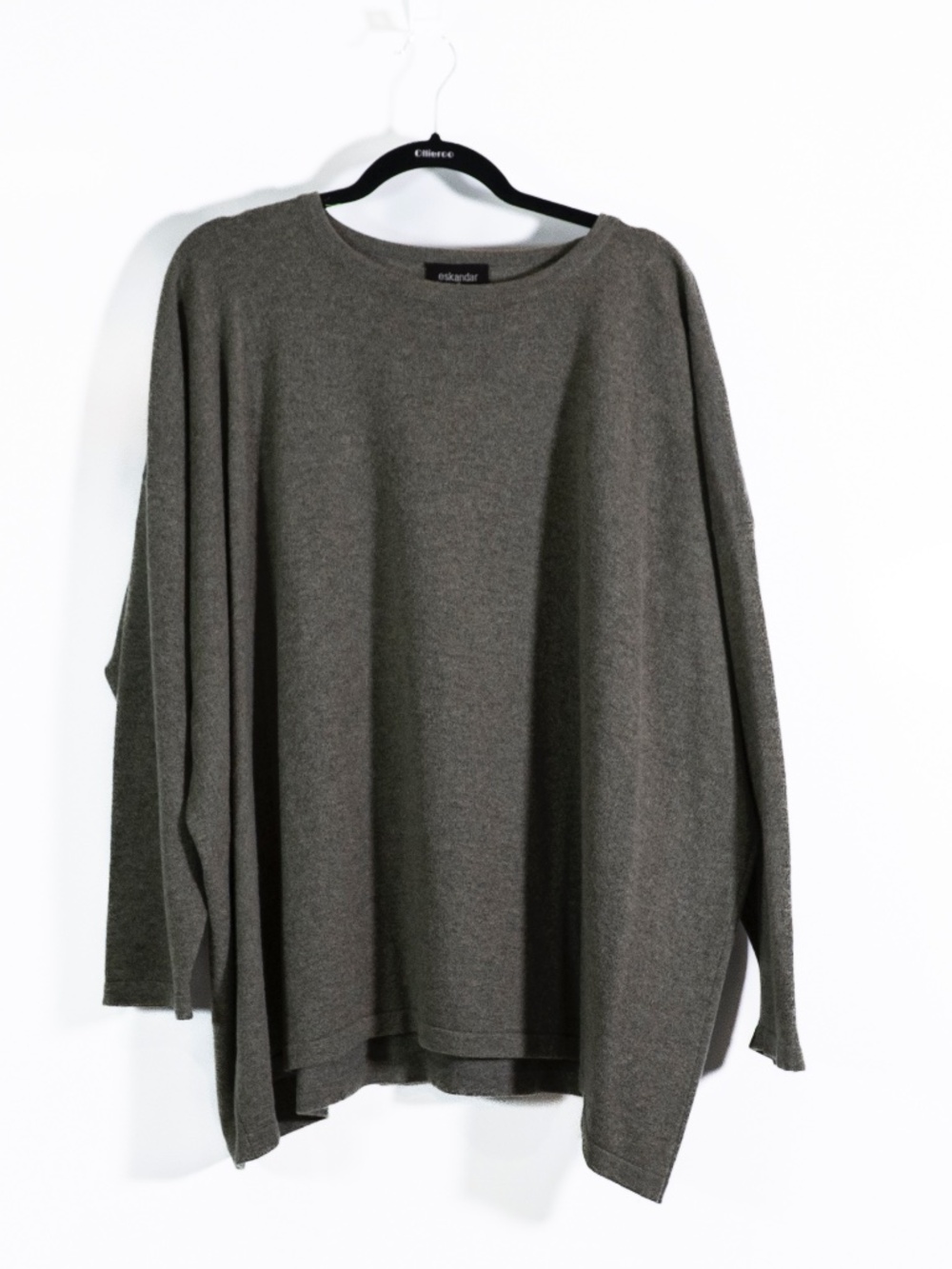 Eskandar Women's 100% Cashmere Knit Crew Neck Long Sleeve Pullover Sweater Gray